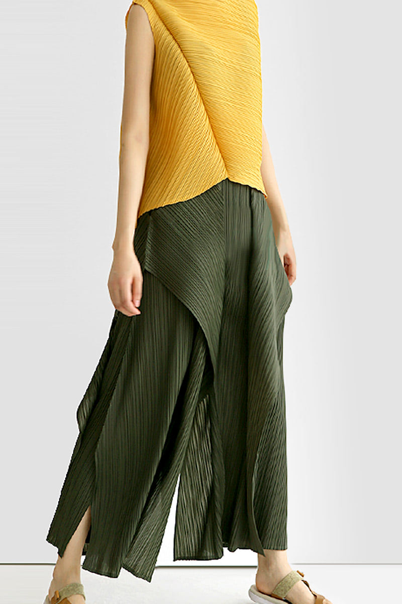 Issey Miyake Japanese-Style Wavy Pants