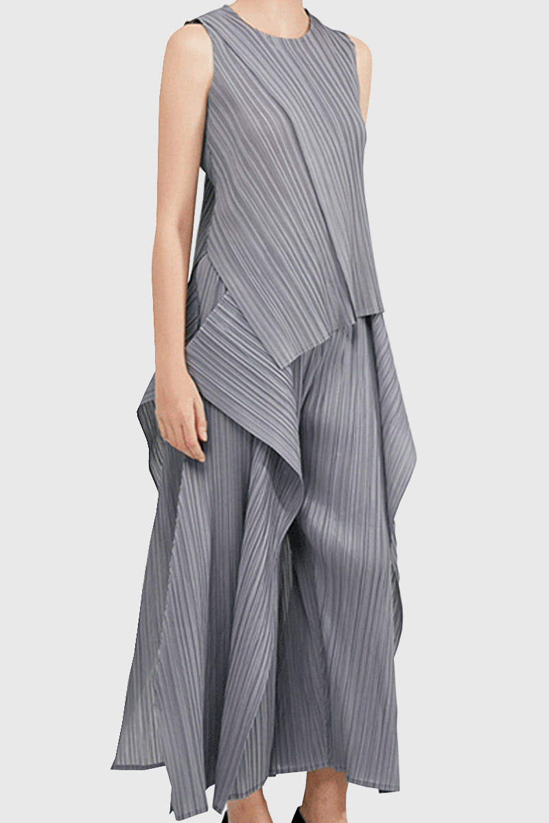 Pleats Please Issey Miyake Japanese Style Two-Piece Suit